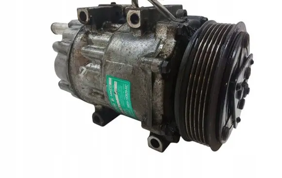 Ford Focus Air conditioning (A/C) compressor (pump) 3M5H-19D629-HC