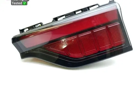 Jeep Grand Wagoneer Tailgate rear/tail lights 68342262AA