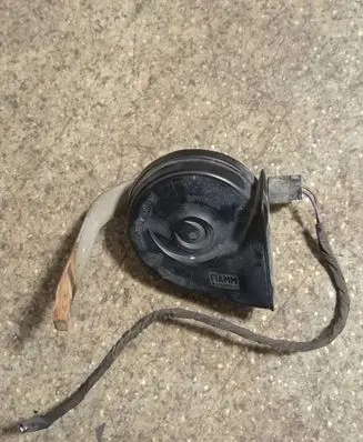 BMW 7 E65 E66 Horn signal 0055306