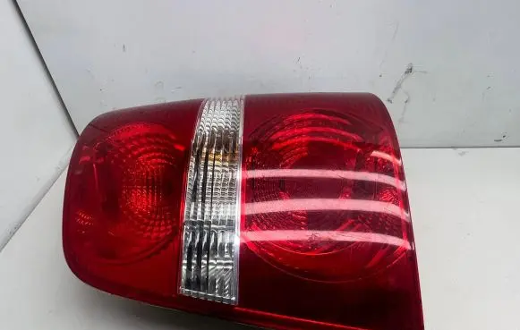 Volkswagen Touran I Rear/tail lights 1T0945096G 1T0945112E