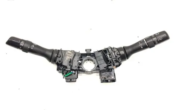 Toyota Yaris Wiper turn signal indicator stalk/switch 