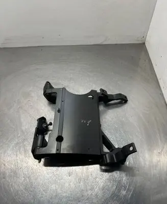 Renault Avantime Front door upper hinge G403947D