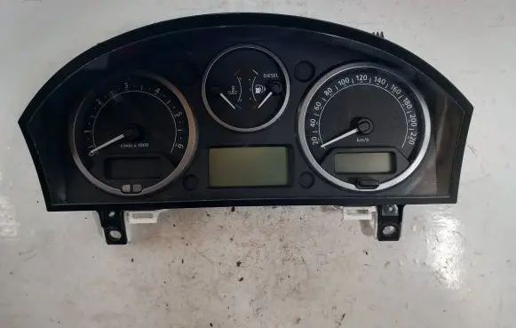 Land Rover Range Rover Sport L320 Speedometer (instrument cluster) YAC500464 YAH500141 R050702