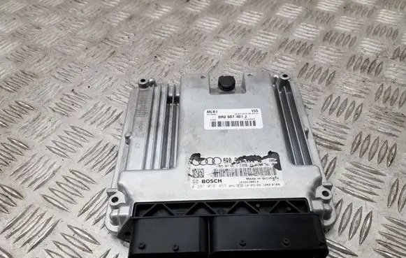 Audi A4 S4 B8 8K Engine control unit/module ECU 8R0907401J 8K1907401A