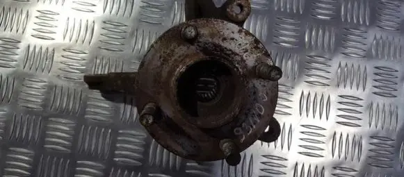 Nissan Micra Front wheel hub