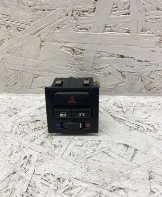 BMW 3 E90 E91 Hazard light switch 913242101