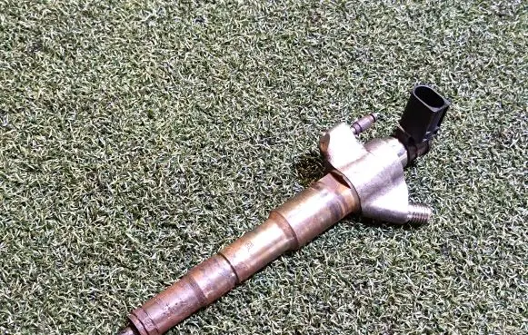 Renault Master III Fuel injector 166009567R HMLGT5690R