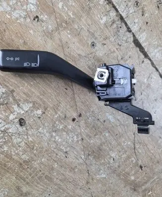 Volkswagen Golf V Indicator stalk ANP80H012A 8JB0090D