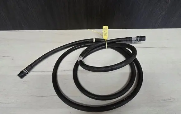 BMW 2 F22 F23 Windshield washer fluid hose 8058068