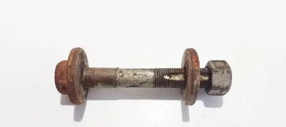 Volkswagen Touareg I Nuts/bolts 