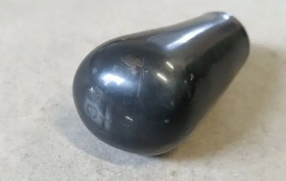Toyota Hilux (AN10, AN20, AN30) Gear lever shifter trim leather/knob 