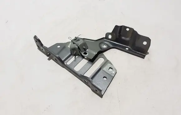 Renault Scenic E-Tech V Fender mounting bracket 625657080R