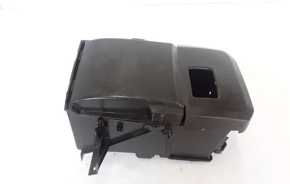 Volvo C30 Battery bracket 30667941