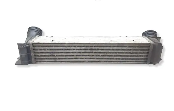 BMW 1 E81 E87 Intercooler radiator 3213329