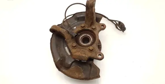 Front wheel hub