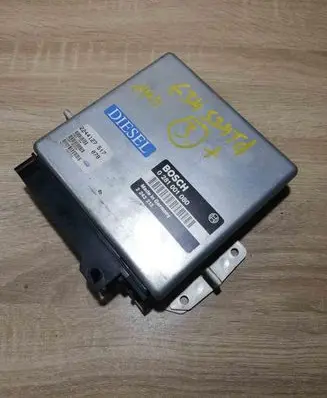 BMW 5 E34 Engine control unit/module ECU 2242213 0281001080