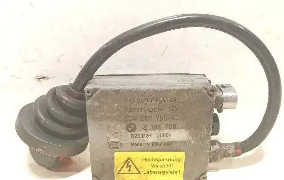 BMW X5 E53 Headlight ballast module Xenon 5DV00776041 8386708 D2SD2R