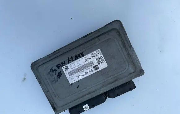 Seat Ibiza IV (6J,6P) Engine control unit/module 03E906019AL