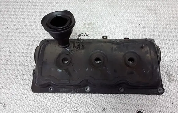 Audi A6 S6 C5 4B Rocker cam cover 