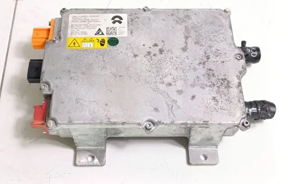 NIO ES8 Coolant heater P0000087 V32338