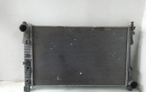 Mercedes-Benz C W203 Coolant radiator A2035000503