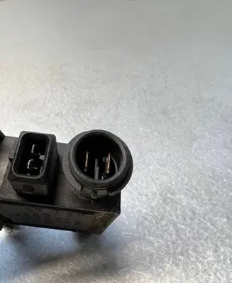 Audi A4 S4 B5 8D Door control unit/module 4A0959981A