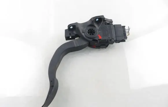 Ford S-MAX Accelerator throttle pedal 6G929F836JE