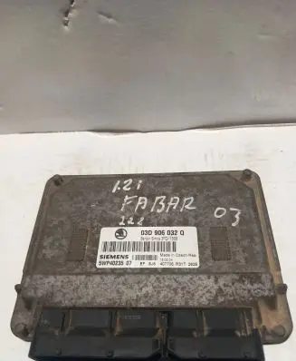 Skoda Fabia Mk1 (6Y) Engine control unit/module 03D906032Q 5WP4023507