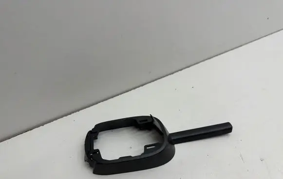 Volkswagen Touareg II Other interior part 7P6857594