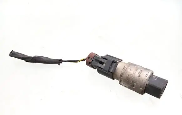 Ford Focus C-MAX Air conditioning (A/C) pressure sensor 95BW19E561AA