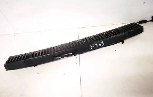 Seat Alhambra (Mk1) Wiper trim 7m3853185b ym21a03599bcw