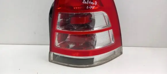 Opel Zafira B Rear/tail lights