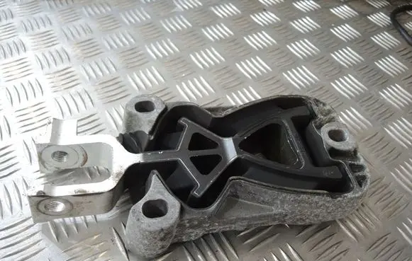 Ford Kuga III Gearbox mount LX616P082ACKUGA