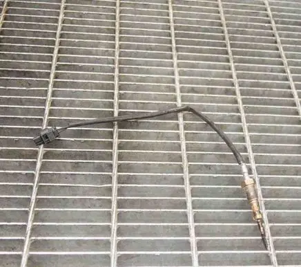 BMW 4 F36 Gran coupe Oil temperature sensor 2656002781 8509963