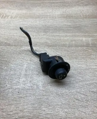Ford Focus Wing mirror switch 93BG17B676BA