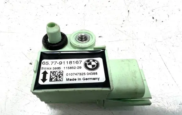 BMW 5 E60 E61 Airbag deployment crash/impact sensor 65779118167 9118167 5WK43865