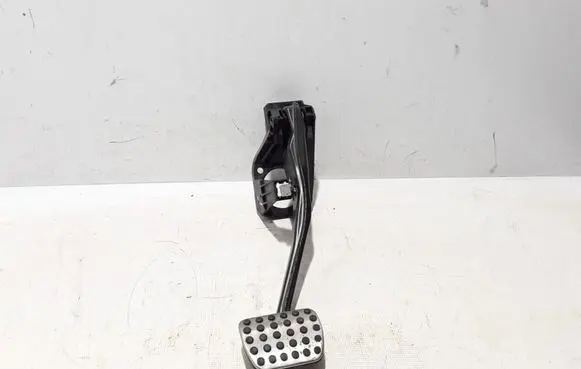 Mercedes-Benz GLA W156 X156 Brake pedal A2462920208