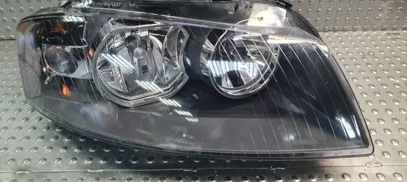 Audi A3 S3 8P Headlight/headlamp S26380585