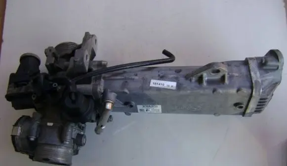 Volvo V70 EGR valve cooler 30757742