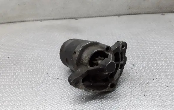 Peugeot 206 Starter motor M002T13081