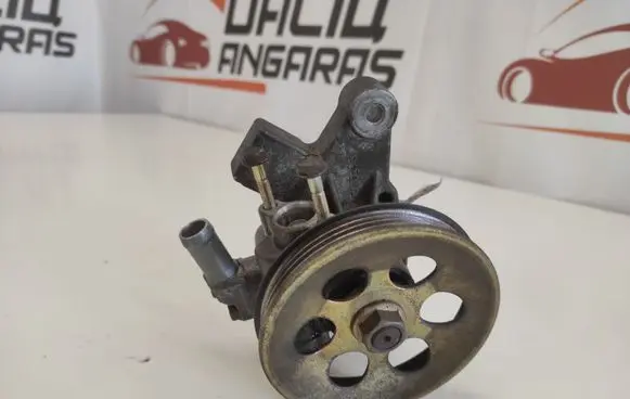 Honda CR-V Power steering pump