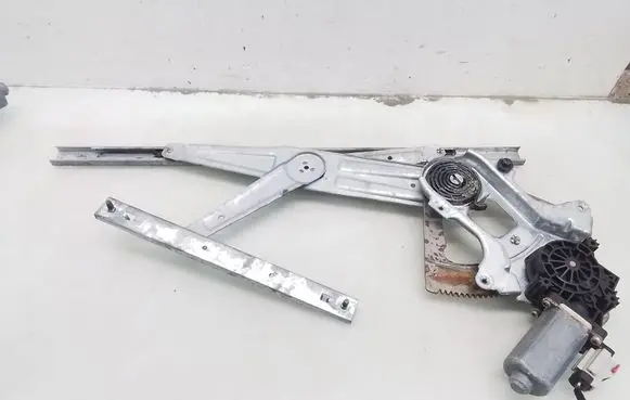 Chrysler Sebring (ST-22 - JR) Front door window regulator with motor