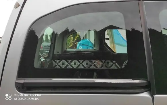 Citroen Berlingo Rear side window