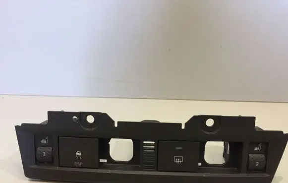 Ford Focus Multifunctional control switch/knob 4M5113D734