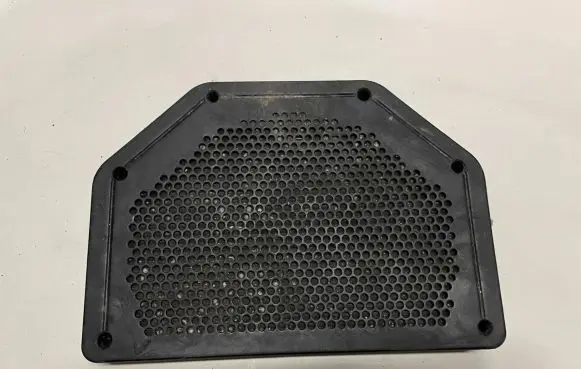 Side speaker trim/cover