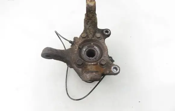 Toyota RAV 4 (XA30) Front wheel hub spindle knuckle 