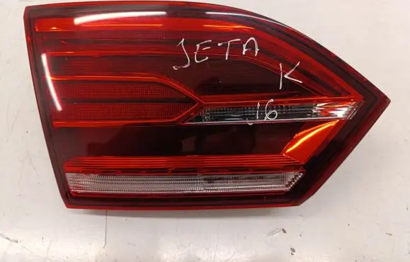 Volkswagen Jetta VI Tailgate rear/tail lights 5C6945307A