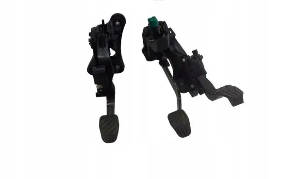 Renault Clio V Brake pedal bracket assembly 