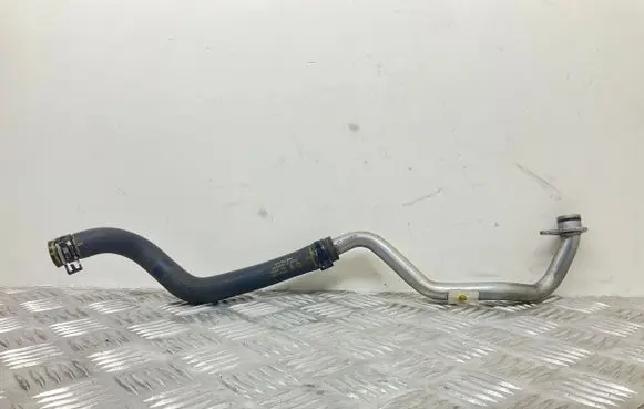 Volkswagen Touareg II Engine coolant pipe/hose 7P0121065AC 7P6121157D