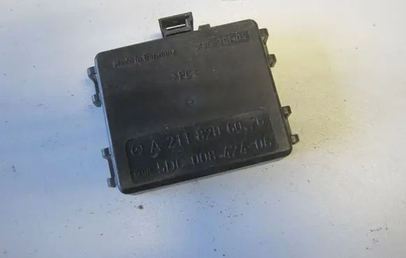 Mercedes-Benz E W211 Rain sensor 2118206026